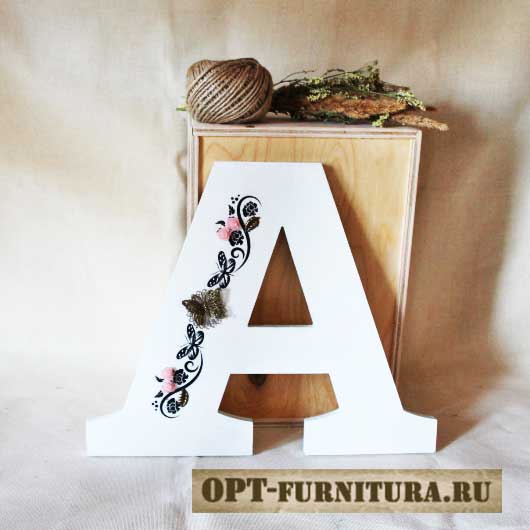 Интерьерная большая буква "А" с декором, 25 см